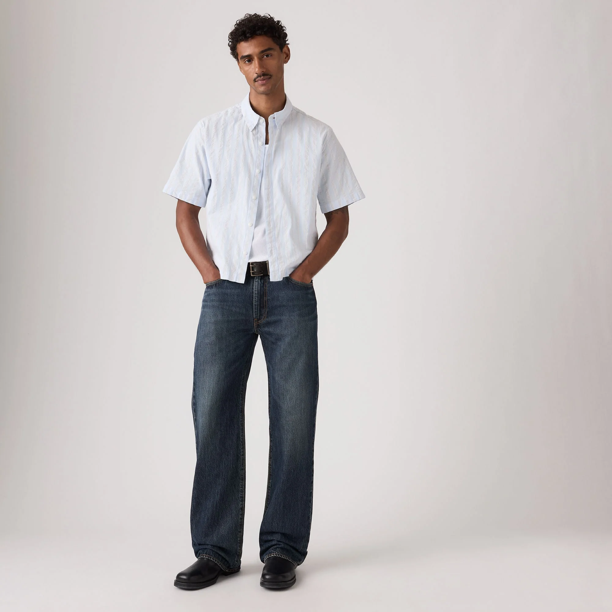 Levi's® Men's 567™ Relaxed Flare Jeans - Image 4