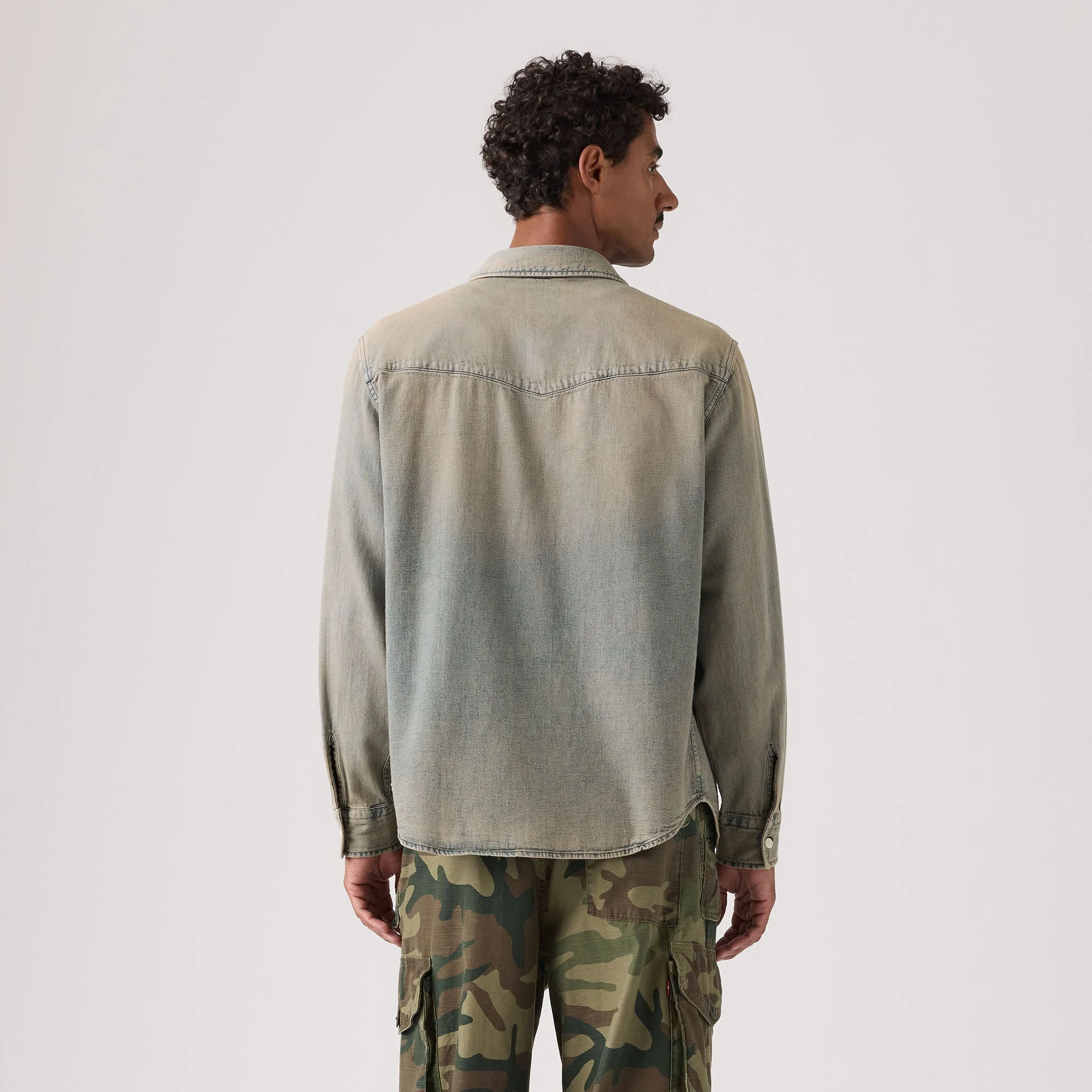 Levi's® Men's Relaxed Fit Western Shirt - Image 2