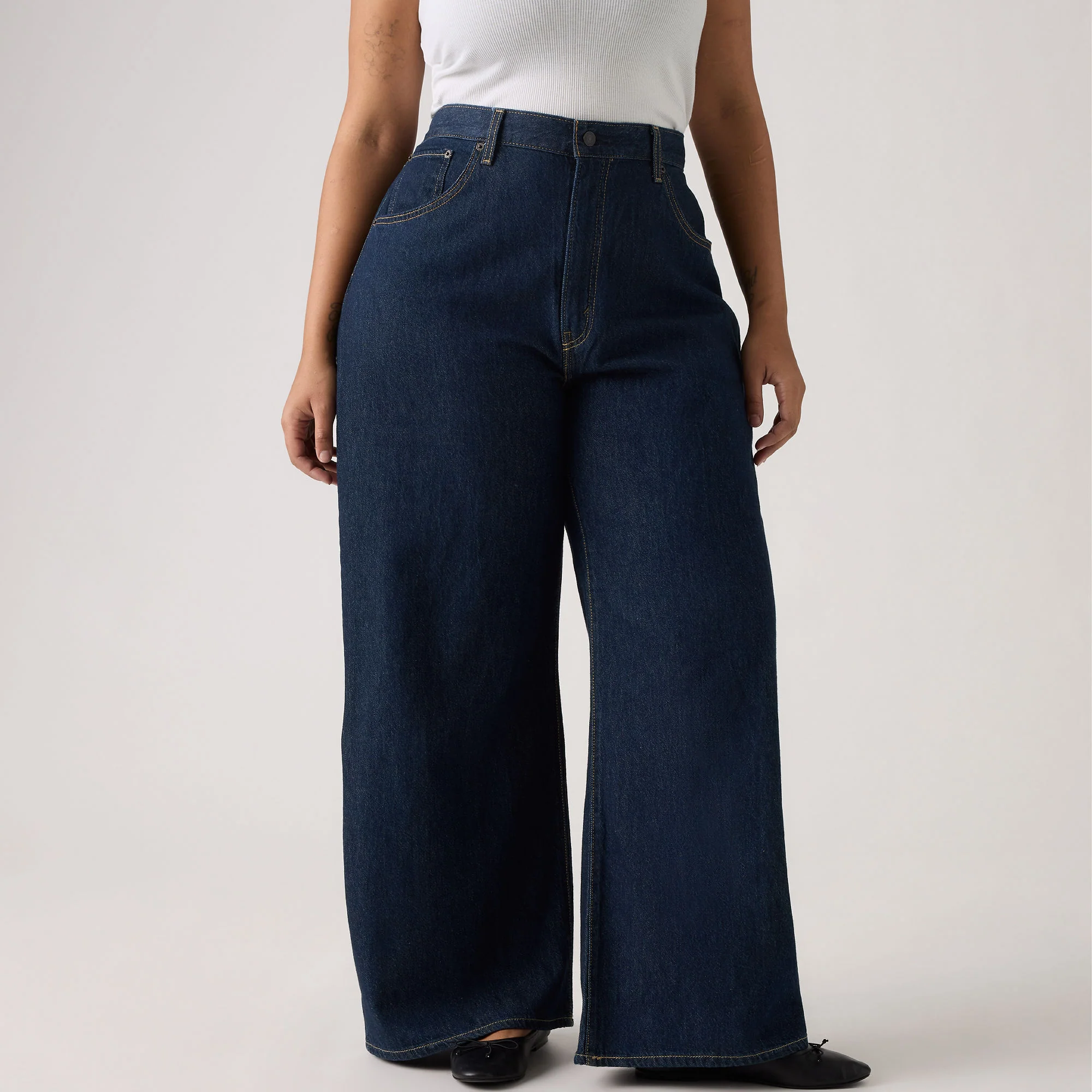 Levi's® Women's Cinch Baggy Jeans - Image 13